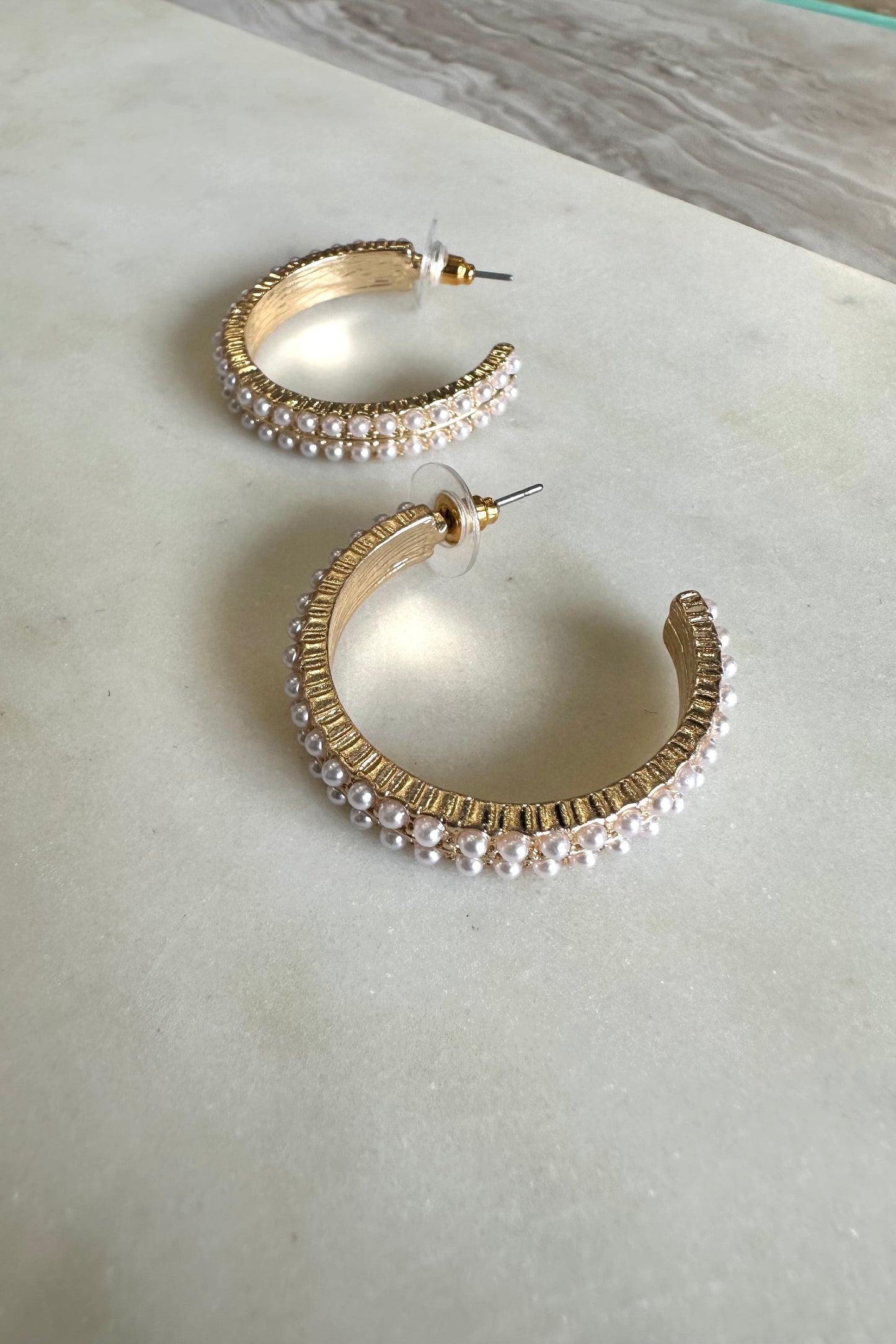 Serena Pearl Hoops