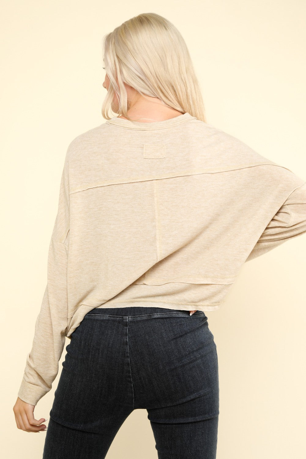 Shai Pocket Top